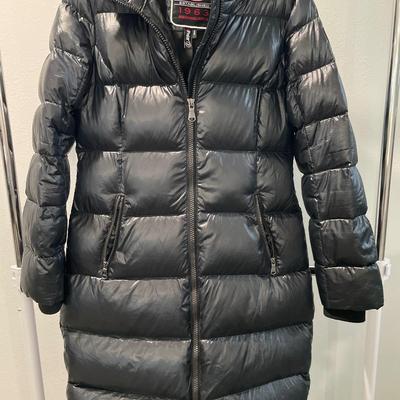 Pajar size medium black winter parka