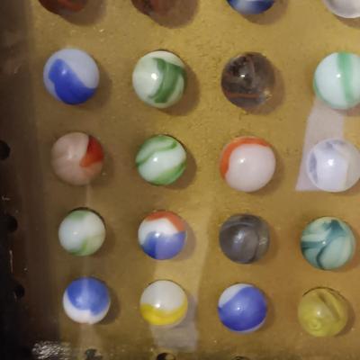 WOW!! 500+ MARBLES, 79 YRS OLD IN A GLASS FRONT DISPLAY CASE
