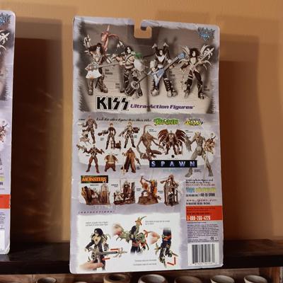 1997 KISS ACTION FIGURES GENE SIMMONS & PAUL STANLEY SEALED