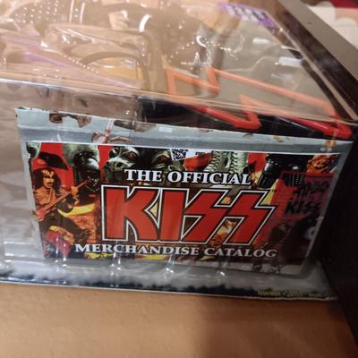 1997 KISS ACTION FIGURES GENE SIMMONS & PAUL STANLEY SEALED