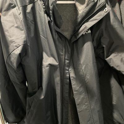 2 Columbia jackets & 1 vest with tag