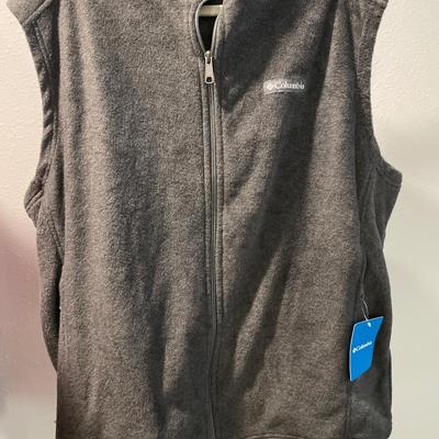 2 Columbia jackets & 1 vest with tag