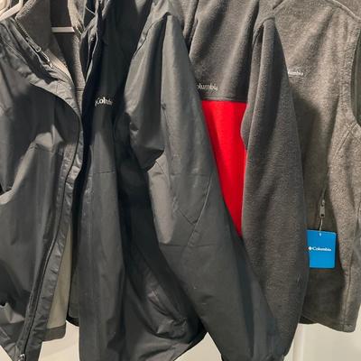 2 Columbia jackets & 1 vest with tag