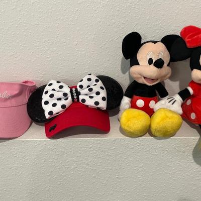 Minnie and Mickey with visors