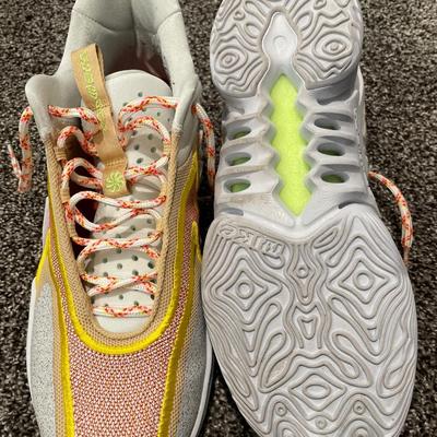 Men’s 5 pairs of Nike Shoes
