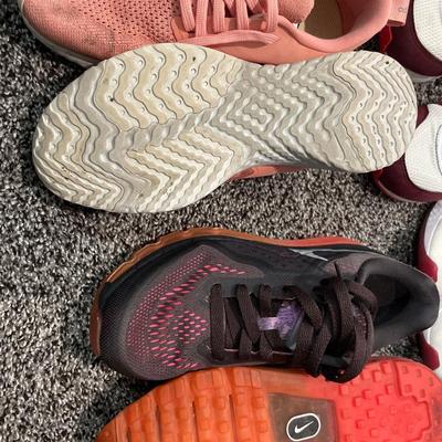 Pink and Red Women’s Nike shoes 4 pairs