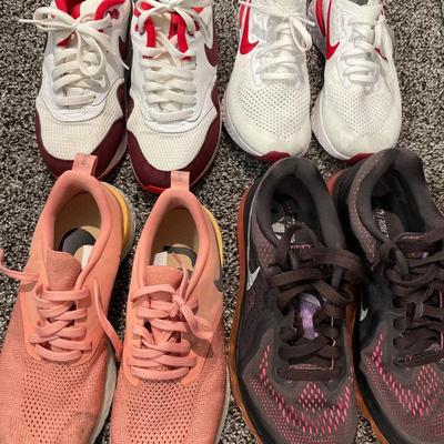 Pink and Red Women’s Nike shoes 4 pairs