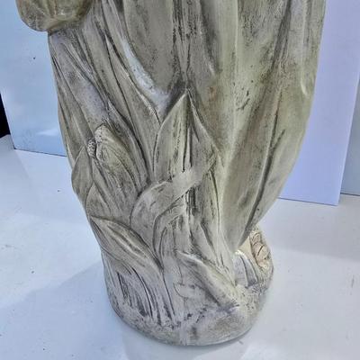 Vintage Classical Garden Statue – Lady with Urn, Composite Stone Finish