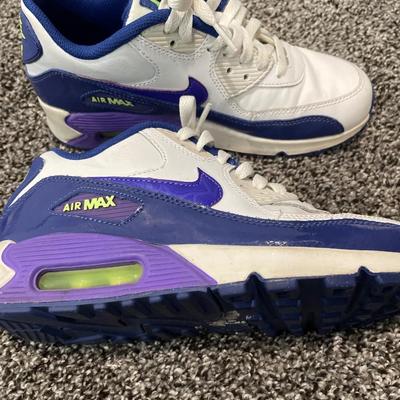 Purple Ladies Nike shoes