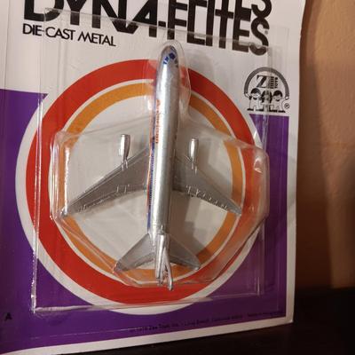 1976 DYNA-FLITES DIE CAST TOY MODEL AIRPLANES SEALED