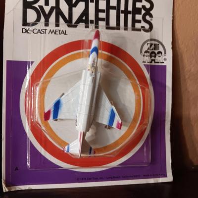 1976 DYNA-FLITES DIE CAST TOY MODEL AIRPLANES SEALED