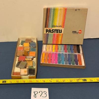 Vintage Alphacolor Pastels
