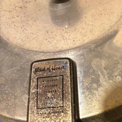 Vintage maid of Honor Pressure Cooker