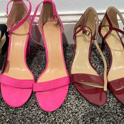 Size 9 MK & pink shoes