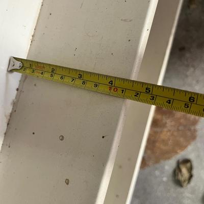 Lot 64 Picture rack