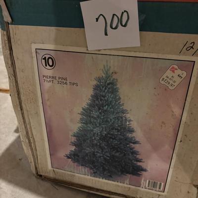 7.5’ Pierre Pine Tree