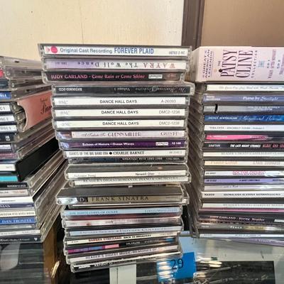 Lot 99 Large collection of CDs