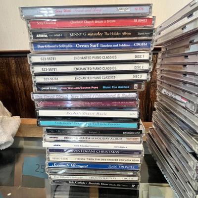 Lot 99 Large collection of CDs