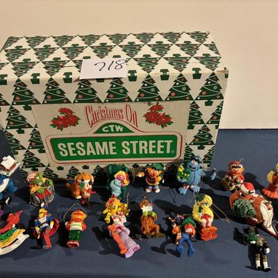Sesame Street Christmas Lot
