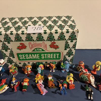 Sesame Street Christmas Lot