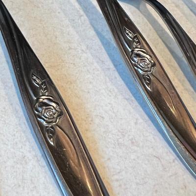 International Silver Vintage Flatware Lot "Random Rose"