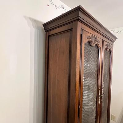 Curio China Cabinet