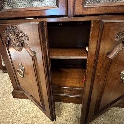 Curio China Cabinet