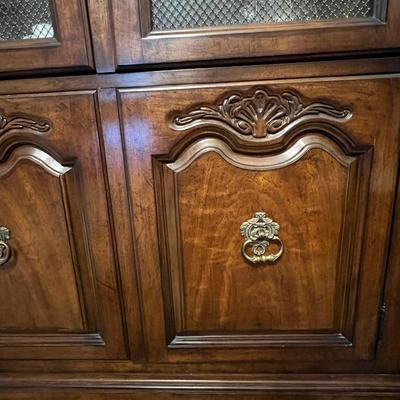 Curio China Cabinet