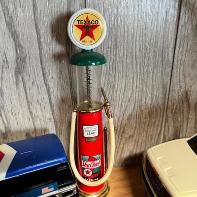 Vintage Toy Lot - Texaco, Hotwheels, Trucks, Cars