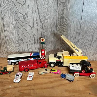 Vintage Toy Lot - Texaco, Hotwheels, Trucks, Cars