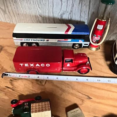 Vintage Toy Lot - Texaco, Hotwheels, Trucks, Cars
