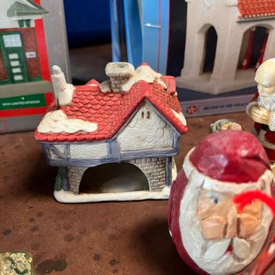 Big Christmas Lot - Figurines, Ornaments, Collectibles, Wrapping