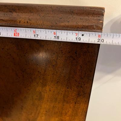 White Furniture Co. Dining Room Table w 4 Chairs