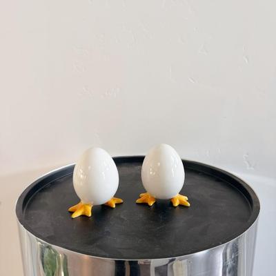 Pair of Ceramic Egg Sculptures w/Chicken Feet Kitsch Home Kitchen Decor