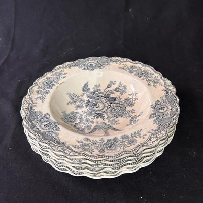 6 Bristol Old Hall ware bowls
