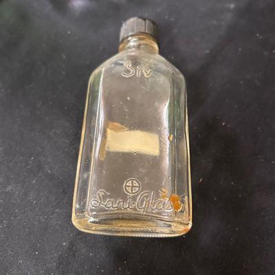 7 Antique bottles