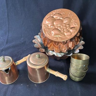 Mix of copper / brass items