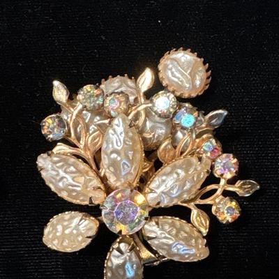 Vintage brooches