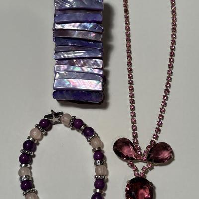Vintage necklace & 2 bracelets