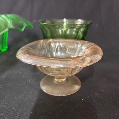 4 Vintage glass dishes