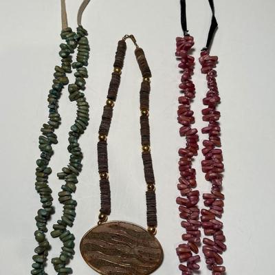 Vintage blue green & pink corn kernel necklace 1960s plus addl necklace