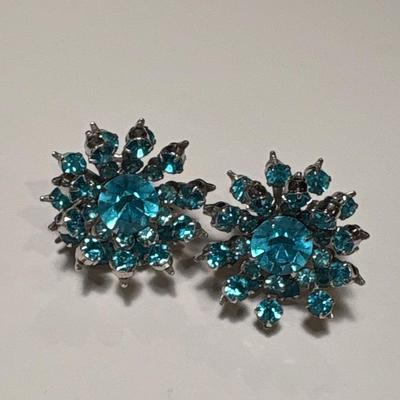 Vintage screw-on blue crystal earrings