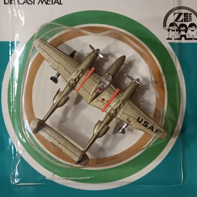 THREE 1976 DYNA-FLITES DIE-CAST MODEL PLANES SEALED
