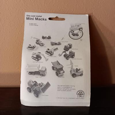 1976 MINI MACKS DIE-CAST GROUND MOVING TOYS SEALED