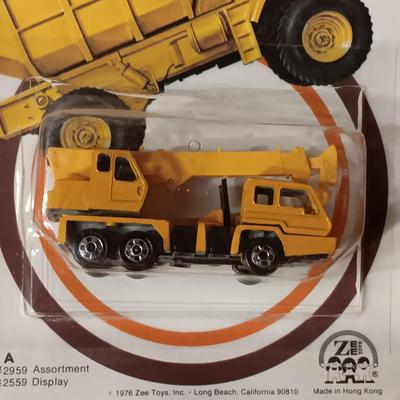 1976 MINI MACKS DIE-CAST GROUND MOVING TOYS SEALED