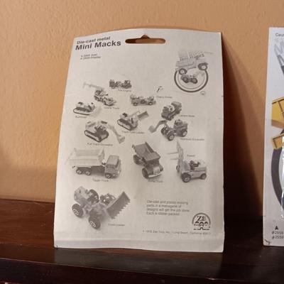 1976 MINI MACKS DIE-CAST GROUND MOVING TOYS SEALED