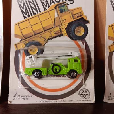 1976 MINI MACKS DIE-CAST GROUND MOVING TOYS SEALED