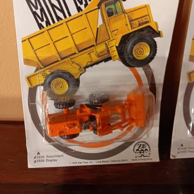 1976 MINI MACKS DIE-CAST GROUND MOVING TOYS SEALED