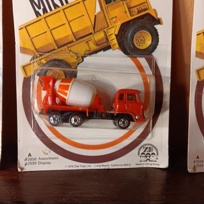 1976 MINI MACKS DIE-CAST MODEL TOYS SEALED