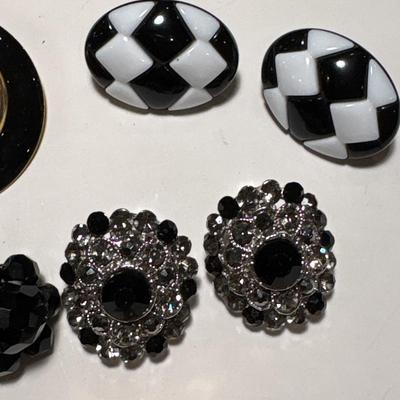 Black tone earrings